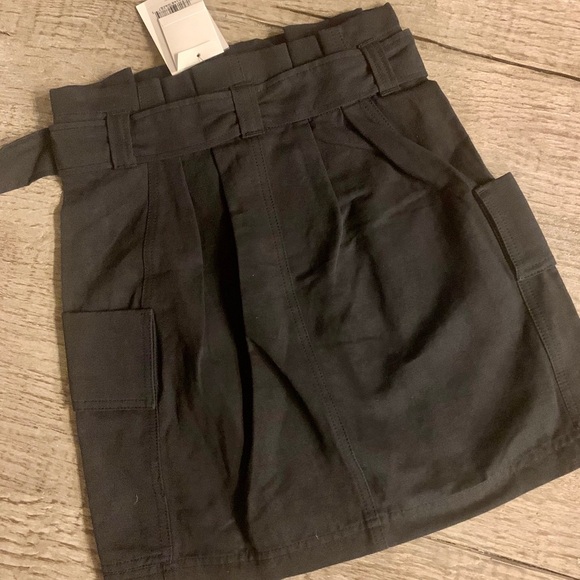 ALC Kai Belted Utility Skirt. - Picture 10 of 12